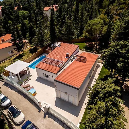 Bila Vila - Where Life Meets Luxury & Nature * Split