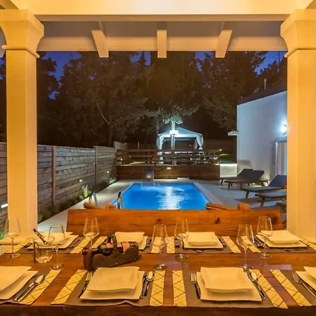 Bila Vila - Where Life Meets Luxury & Nature Villa
