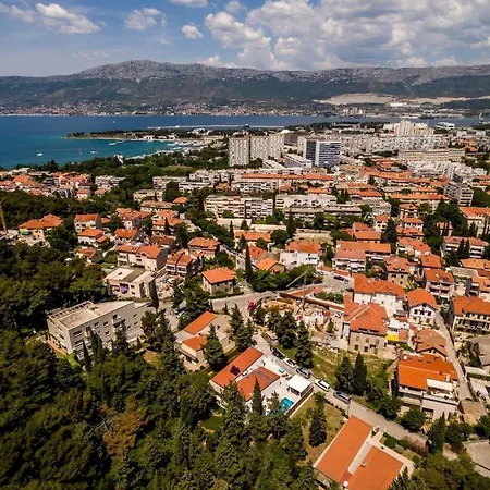 Bila Vila - Where Life Meets Luxury & Nature Σπλιτ